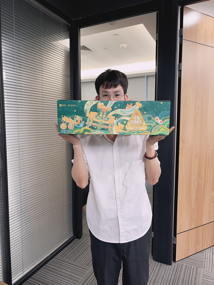 d37126034_副本.jpg